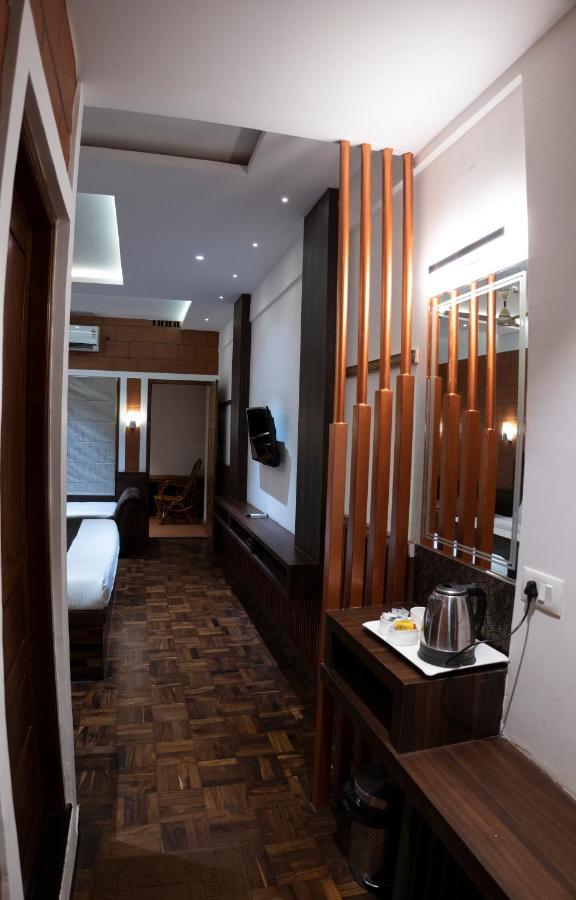 The Nest Inn Resort 마시나구디 외부 사진